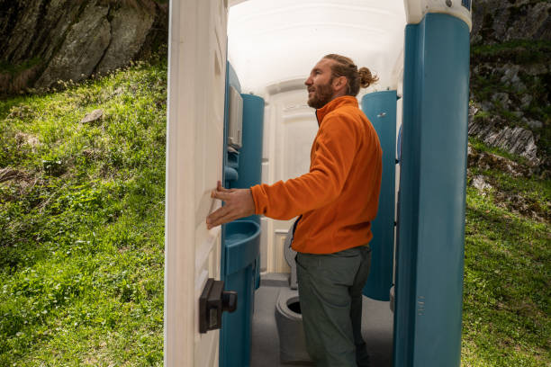 Affordable portable toilet rental in Utqiagvik, AK